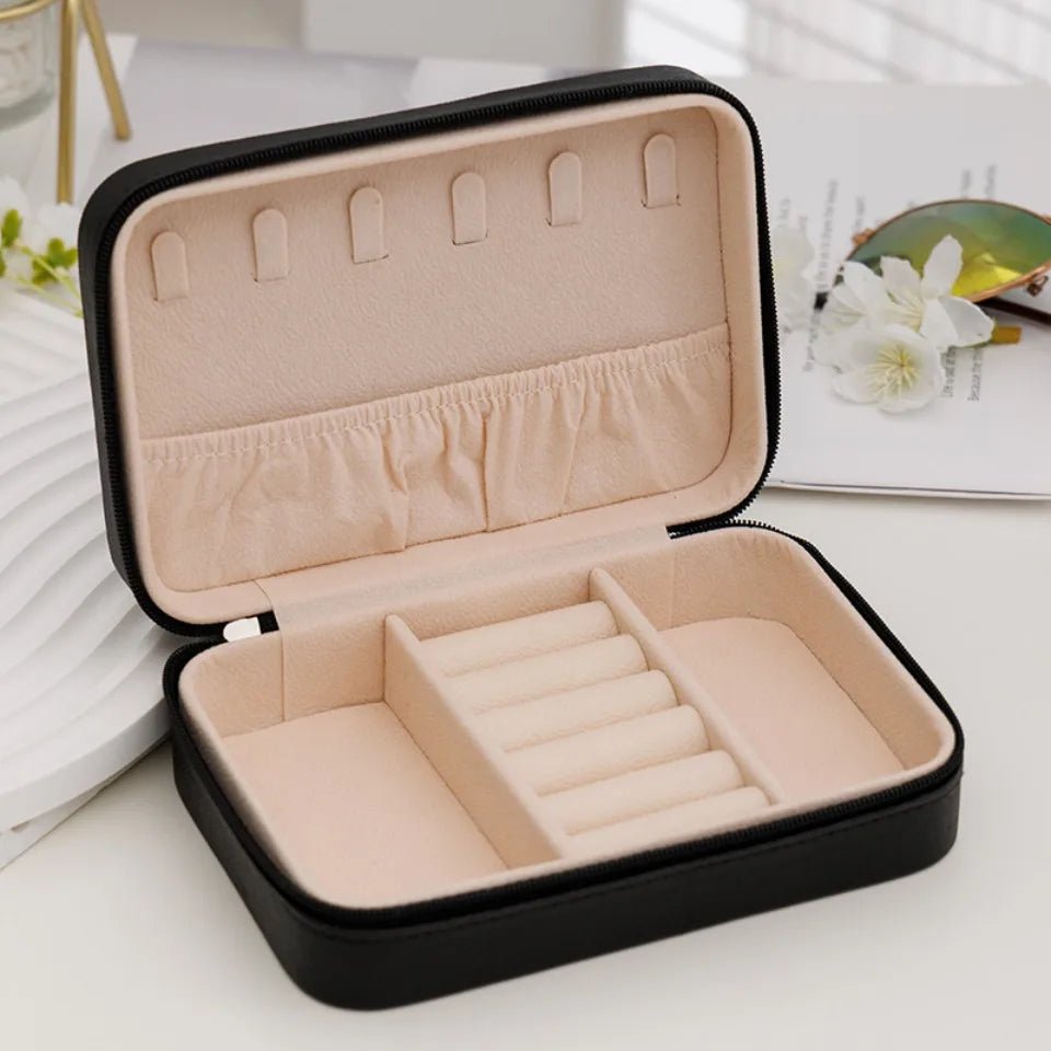 1 Pcs Portable Jewelry Storage Box Pink Home Travel Earrings Necklace Ring Jewelry Box Leather Woman Jewelry Display Box Gift