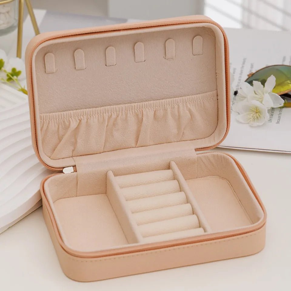 1 Pcs Portable Jewelry Storage Box Pink Home Travel Earrings Necklace Ring Jewelry Box Leather Woman Jewelry Display Box Gift