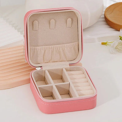 1 Pcs Portable Jewelry Storage Box Pink Home Travel Earrings Necklace Ring Jewelry Box Leather Woman Jewelry Display Box Gift
